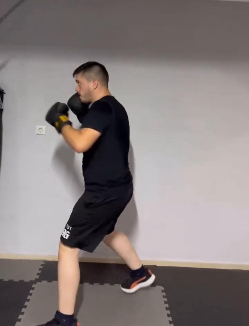Kick Boks 9